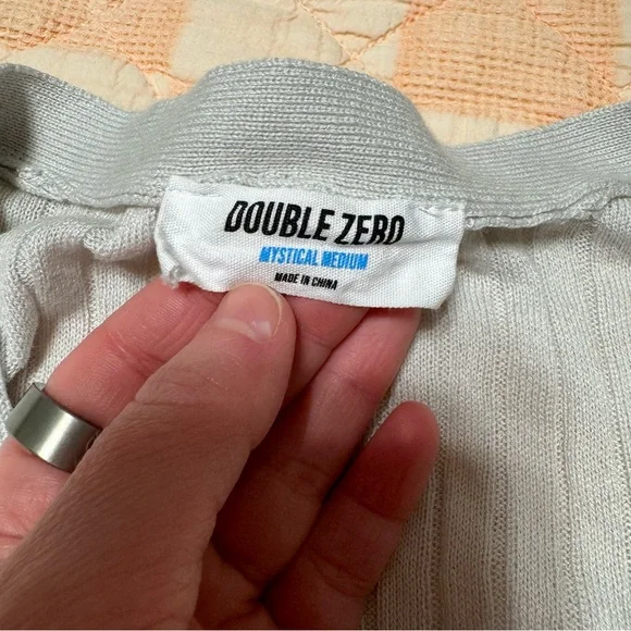 Cropped Ribbed Tank - Picture 7 of 8